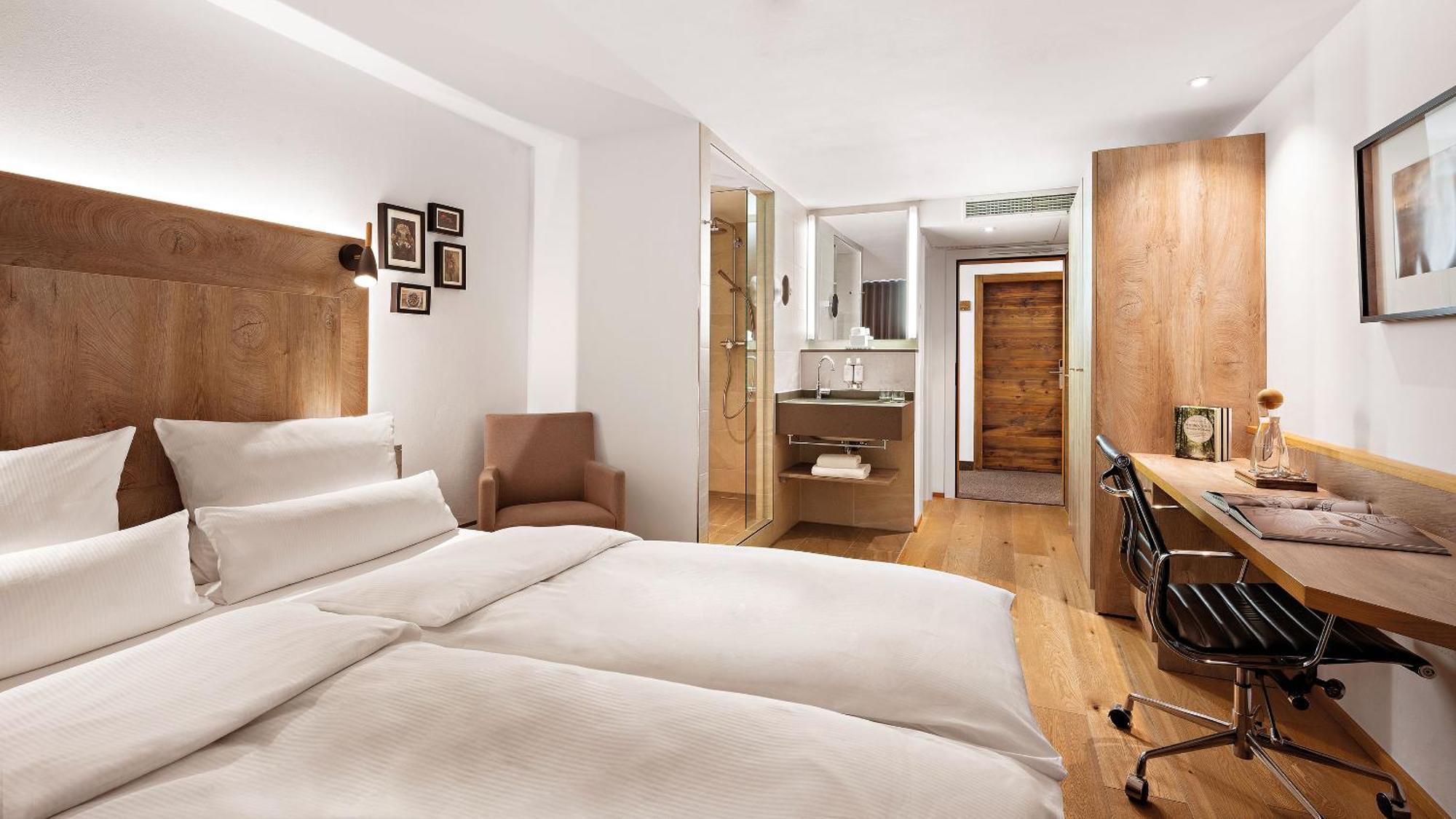 Adler Haeusern Gourmet & Spa Hotel الغرفة الصورة